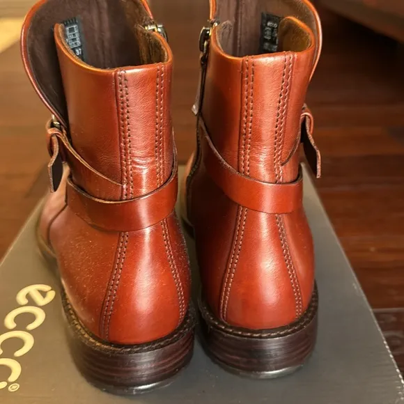 🆕 ECCO Sartorelle 25