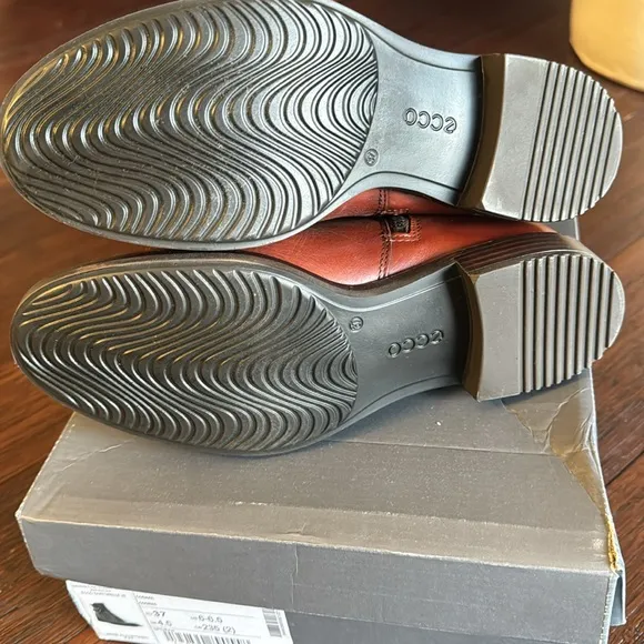 🆕 ECCO Sartorelle 25