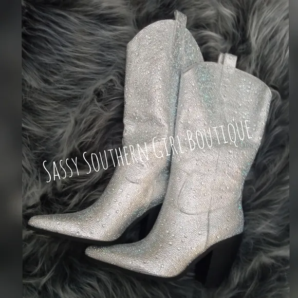 🆕⭐ Nashville rhinestone cowboy boots