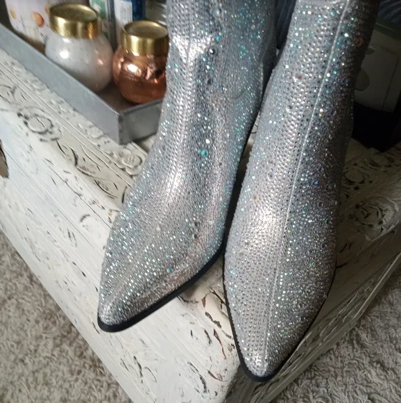 🆕⭐ Nashville rhinestone cowboy boots