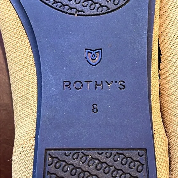 𝟐𝐱𝐇𝐏 ROTHY’S CHAI LIMITED EDITION SQUARE TOE SIZE 8