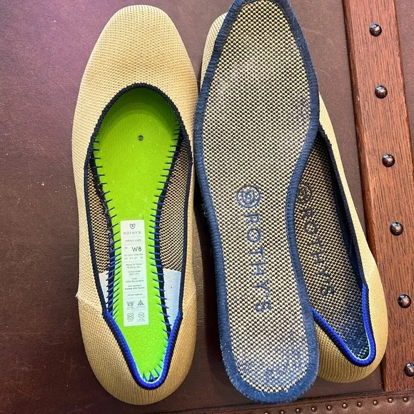 𝟐𝐱𝐇𝐏 ROTHY’S CHAI LIMITED EDITION SQUARE TOE SIZE 8