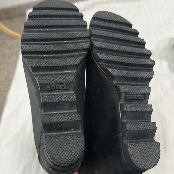 🐬 Sorel Conquest Black Suede Leather Hidden Wedge Boots