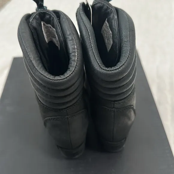 🐬 Sorel Conquest Black Suede Leather Hidden Wedge Boots