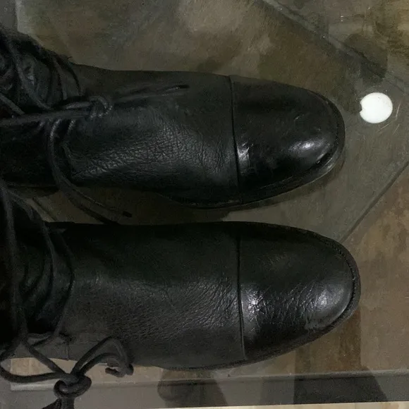🔥1/2 of Summer Sale!🔥 KOM Made in Portugal Black leather Boots
