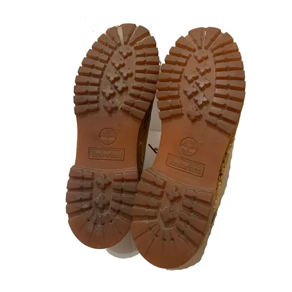 9.5 / Timberland splash paint boots