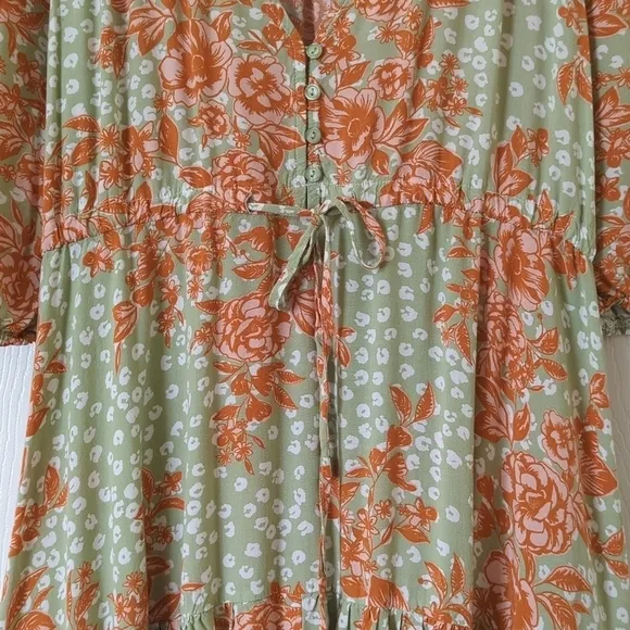 Abel The Label Wild Bloom Floral Printed Short Sleeve V-neck Midi Dress Sage S