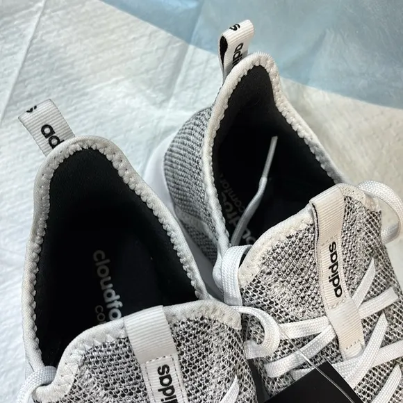 Adidas  cloud form streamlined lace up slip on  Gray and White Sneakers size 8