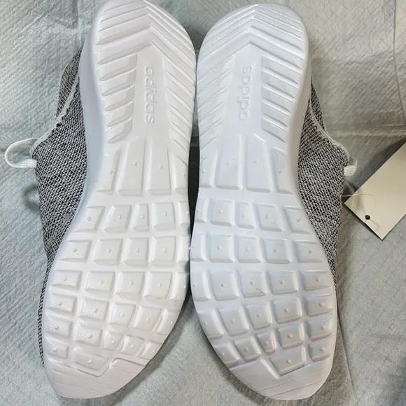 Adidas  cloud form streamlined lace up slip on  Gray and White Sneakers size 8