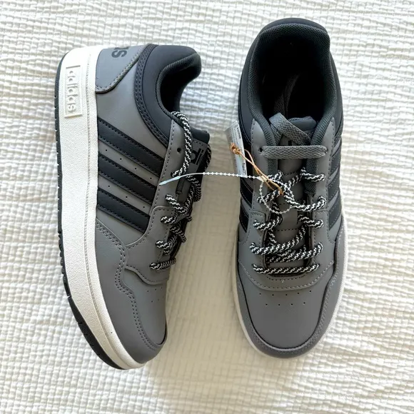 adidas Hoops 3.0 Shoes Kids Trainers | Size 4 | NWT