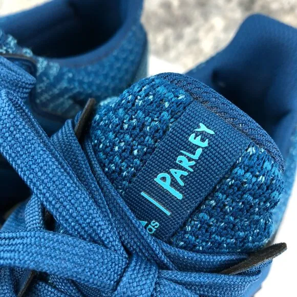 Adidas Men's Size 10 Ultra Boost 3.0 Parley Night Navy Blue Lace-Up Sneakers