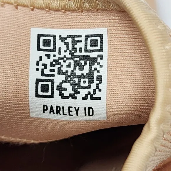 Adidas Originals NMD_R1 Strap Boost Halo Blush Women's 10.5