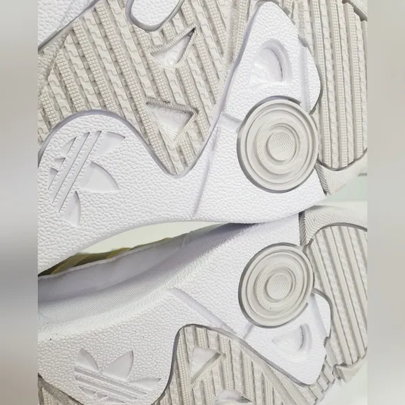 Adidas Post Up WOMEN White Gold Mid Top Casual Lifestyle Sneakers Size 6