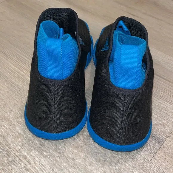 Adidas Stycon Black and Blue Women's ALL COURT TENNIS Shoes Size 8.5