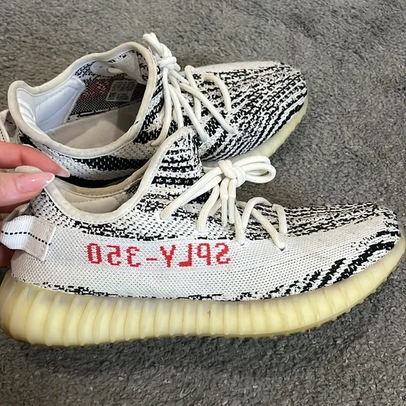 Adidas Yeezy Boost 350 V2 - Black and White