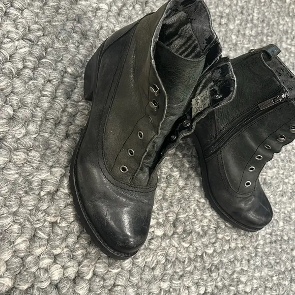 Aetrex Women’s Black Leather Moto Boots Size 38.5