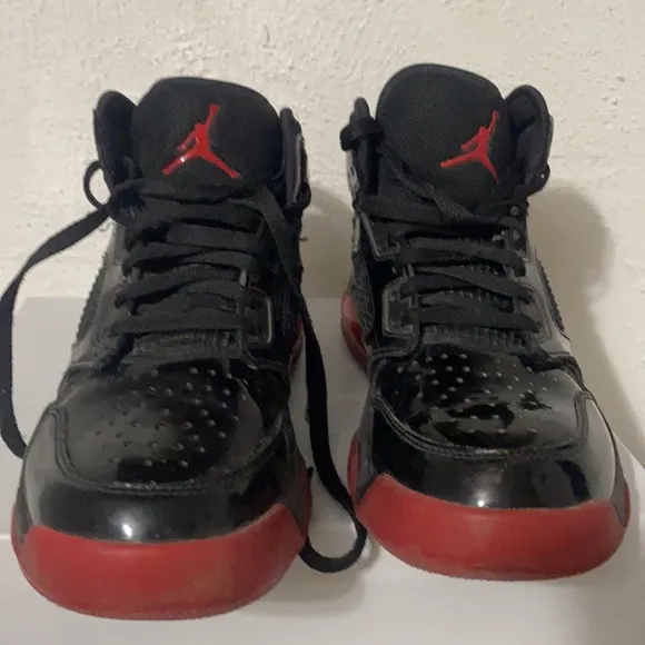 Air Jordans 270 Mars Black/Red 6.5Y Air LongSleeved S 2🔥NOC💀Stickers 10x4”