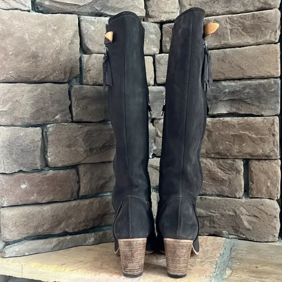 Alberto Fermani Gray Suede Knee-High Boots / SZ 39 or 8.5-9