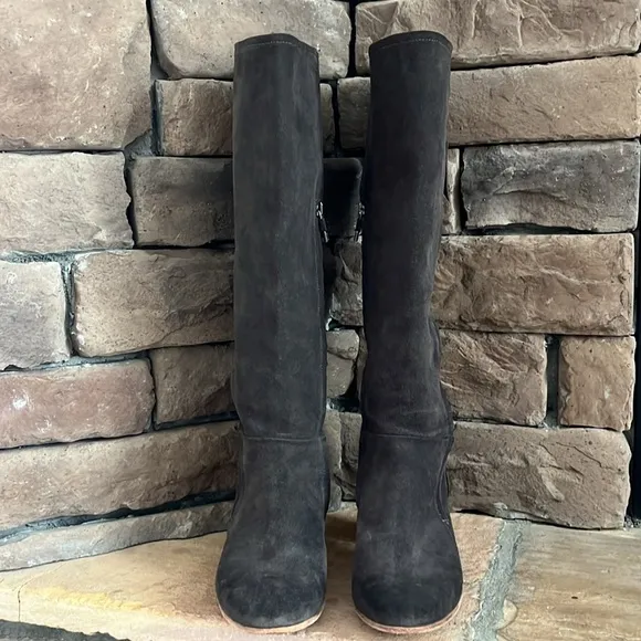 Alberto Fermani Gray Suede Knee-High Boots / SZ 39 or 8.5-9