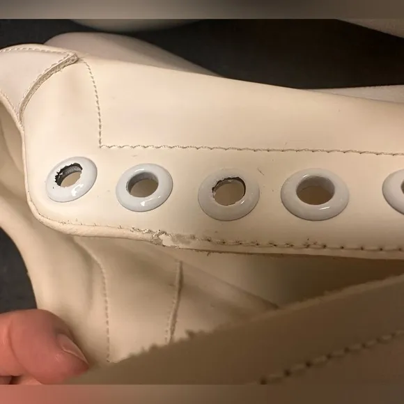 Alexander McQueen White oversized Sneakers with Embroidered Bee Design. No laces