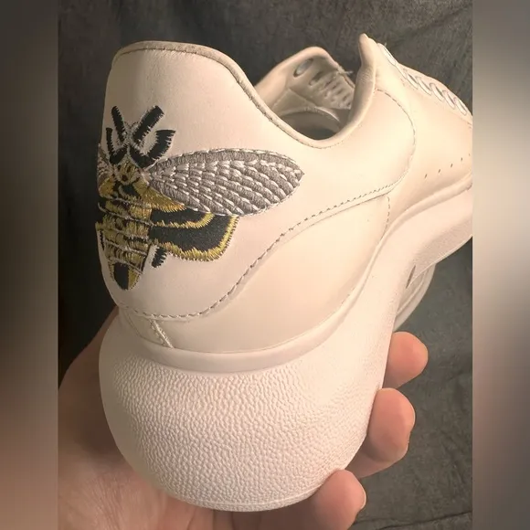 Alexander McQueen White oversized Sneakers with Embroidered Bee Design. No laces