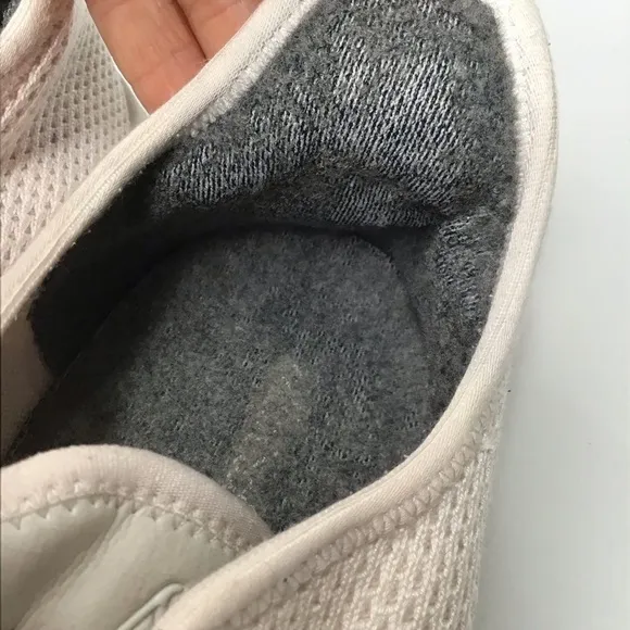 ALLBIRDS Tree Runner in Blush Pale Pink Size 10.