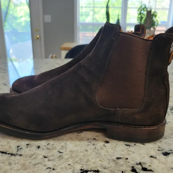 Allen Edmonds Brown Chelsea Boots Suede 8.5 3e