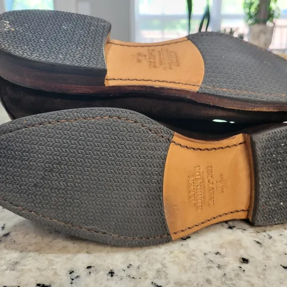 Allen Edmonds Brown Chelsea Boots Suede 8.5 3e