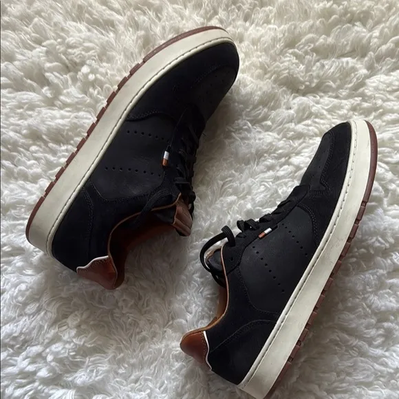 ALLEN EDMONDS- Port Washington 1922 - Size 10 Men's Black and Brown Sneakers