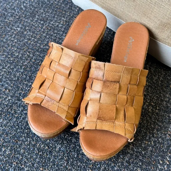 Antelope Open Toe Taupe Leather Wedge Clogs Sandals Size 40 or Size 9 - 9.5