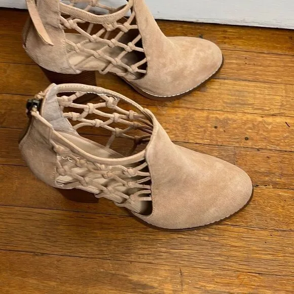 Anthropologie Joe's Jeans Tan Suede Knotted Ankle Boots 9