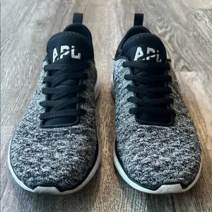 Apl Shoes Black TechLoom Phantom RunningShoes Sneakers Size 7.5 Lightweight