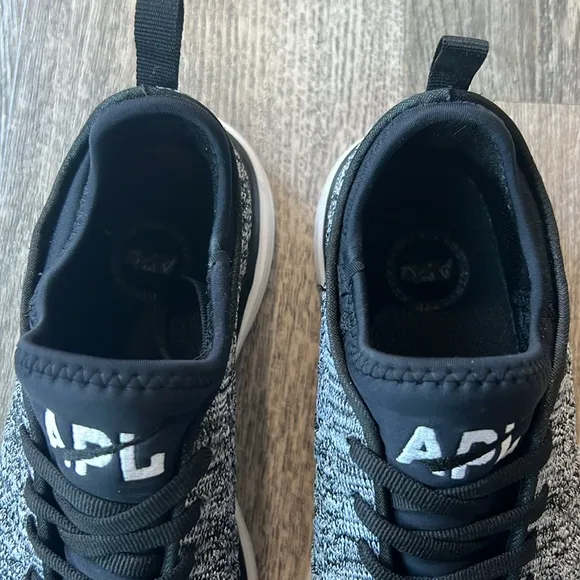 Apl Shoes Black TechLoom Phantom RunningShoes Sneakers Size 7.5 Lightweight