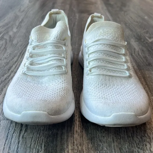 Apl Shoes White TechLoom Breeze Running Shoes Sneakers Size 7.5 Lightweight