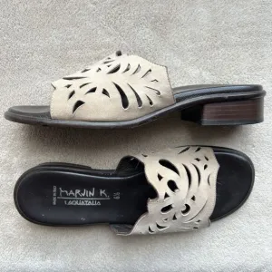 Aquatalia By Marvin K Taupe Nubuck Leather Slide Flat Sandal Women 6.5 Laser Cut