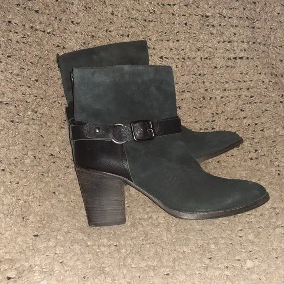 AQUATALIA-FANYA-Moto Ankle Booties-Black Suede/Leather-Back Zip-Sz 11-Near Mint