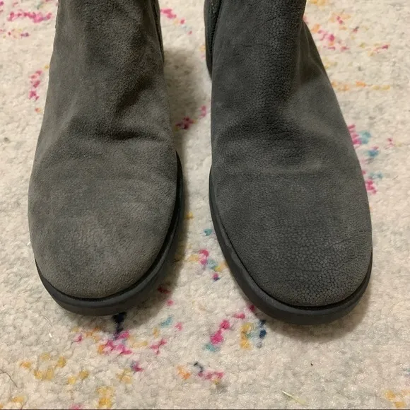 Aquatalia Textured Gray Suede Moto Boots sz 9.5