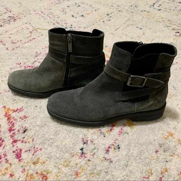 Aquatalia Textured Gray Suede Moto Boots sz 9.5