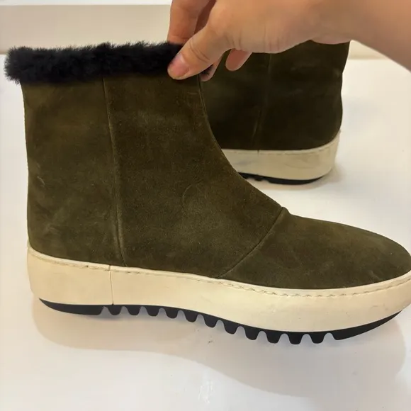Aquatalia Womens Alison Olive green Suede Ankle Boots Sz 9.5