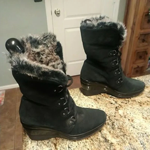 AQUATALIA Women's Size 9 Black Weatherproof Suede Wedge Faux Fur Boots