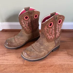 Ariat Fatbaby cowgirl boots