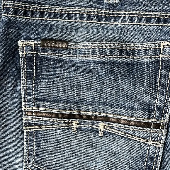 Ariat M7 Coltrane Stretch Stackable Slim Straight Western Jeans 38/36 Silvertone