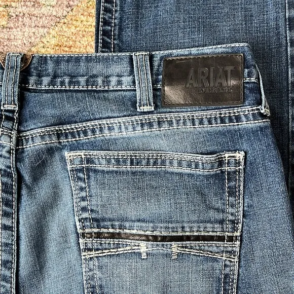 Ariat M7 Coltrane Stretch Stackable Slim Straight Western Jeans 38/36 Silvertone
