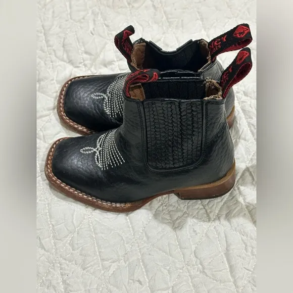ARIAT QUINCY BOOTS Black and Brown Wingtip Boots