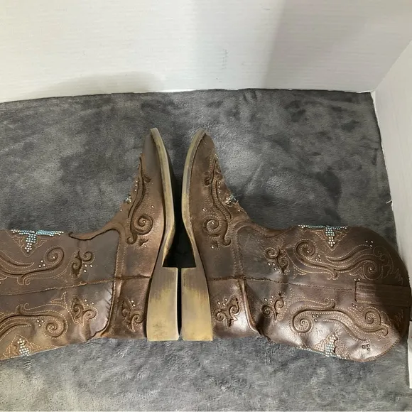 Ariat Roper Brown Studded Kid’sBoots With Rhinestone Cross Square Toe Sz 6.5