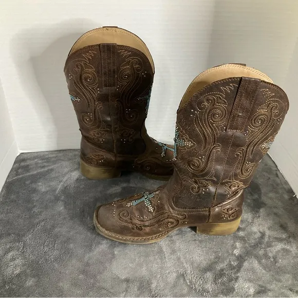 Ariat Roper Brown Studded Kid’sBoots With Rhinestone Cross Square Toe Sz 6.5