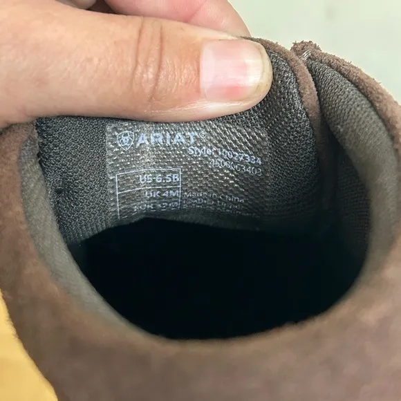 Ariat Spitfire Womens Moc Toe Ankle Boots with Brown Suede size 6.5