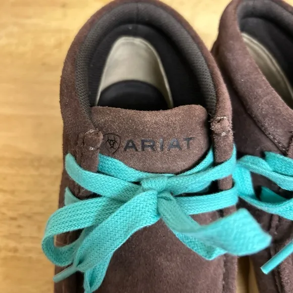 Ariat Spitfire Womens Moc Toe Ankle Boots with Brown Suede size 6.5