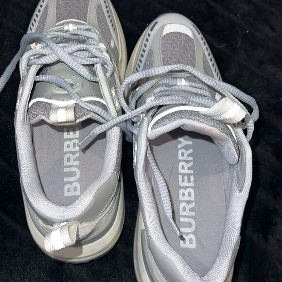 Authentic Burberry Women's Grey Sneakers
