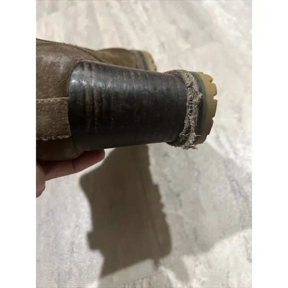 Authentic Tory Burch Lug Sole Wedge Boots Women’s  Brown Suede Size 9
